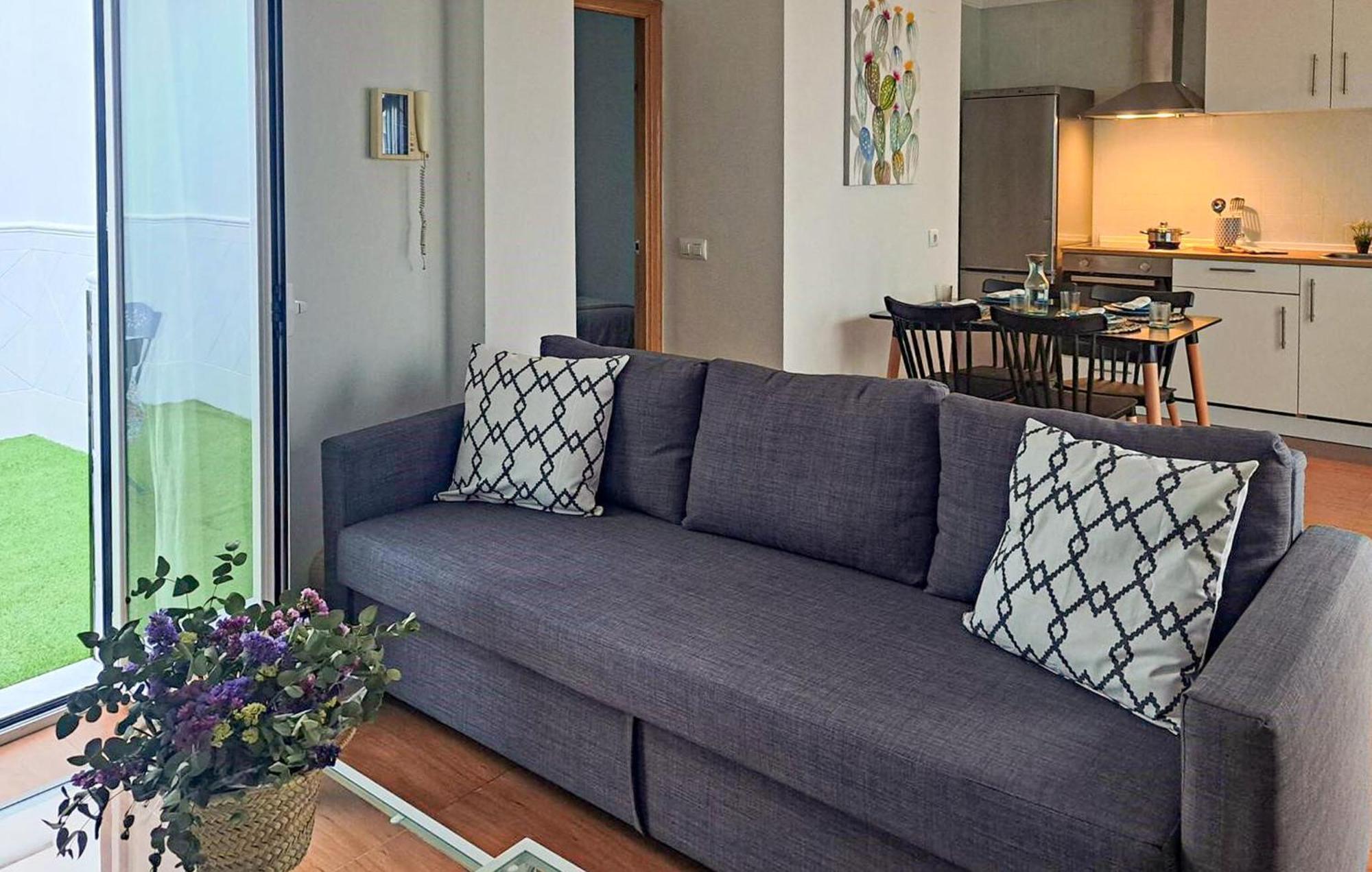 Pet Friendly Apartment In เฮเรซ เด ลาฟรอนเตรา ภายนอก รูปภาพ